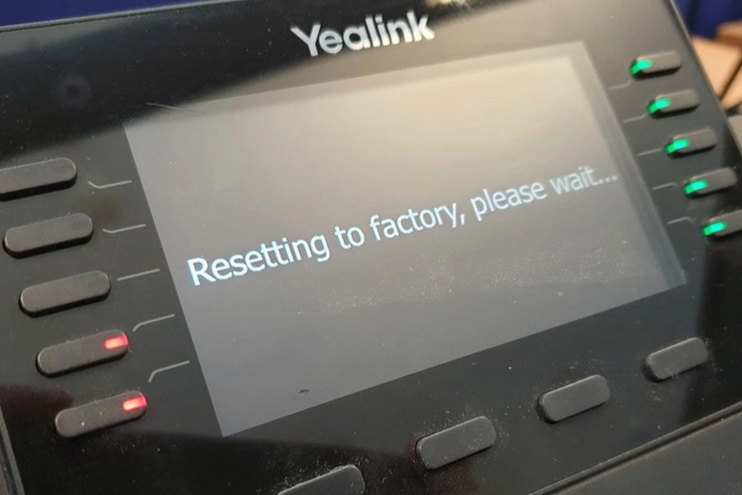 How to Reset Yealink IP phones – Bircom