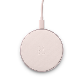 Bang & Olufsen BeoPlay Qi Kablosuz Şarj Pedi